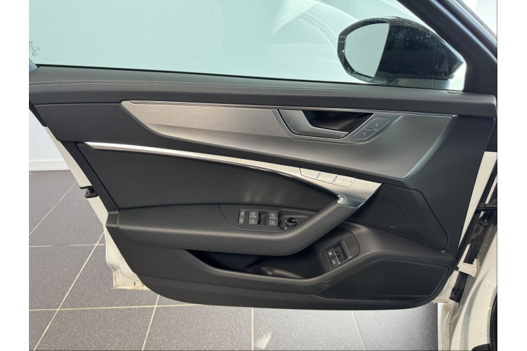 AUDI A6 Avant 55 TFSIe 367 ch S tronic 7 Quattro occasion Sausheim 9
