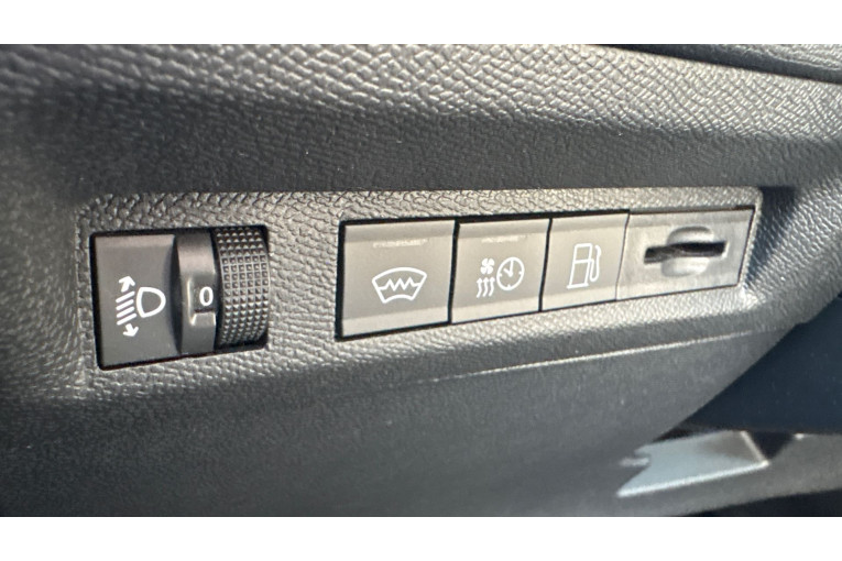 PEUGEOT 408 PHEV 225 e-EAT8 occasion Souffelweyersheim 12