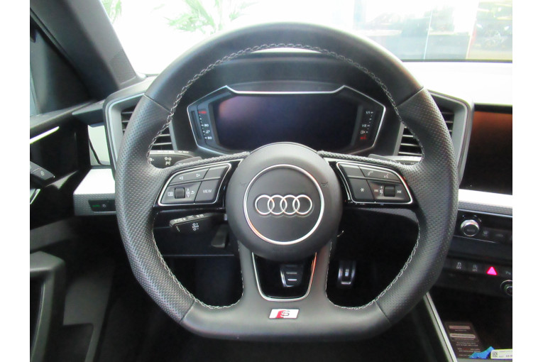AUDI A1 Sportback 30 TFSI 116 ch S tronic 7 occasion Épinal 10