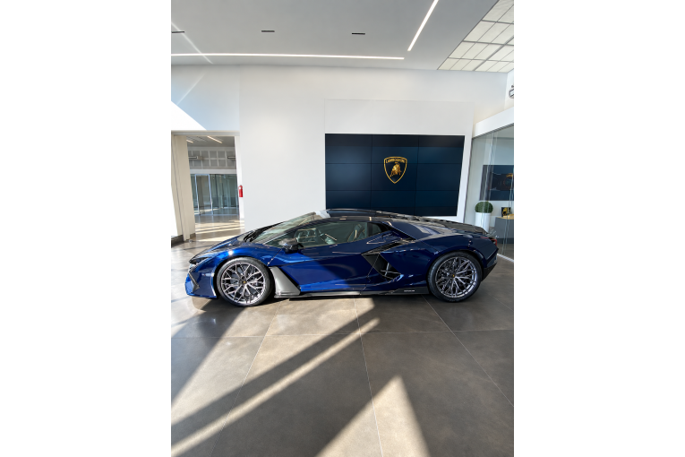 LAMBORGHINI Revuelto 6.5 V12 1015 occasion Dardilly 2