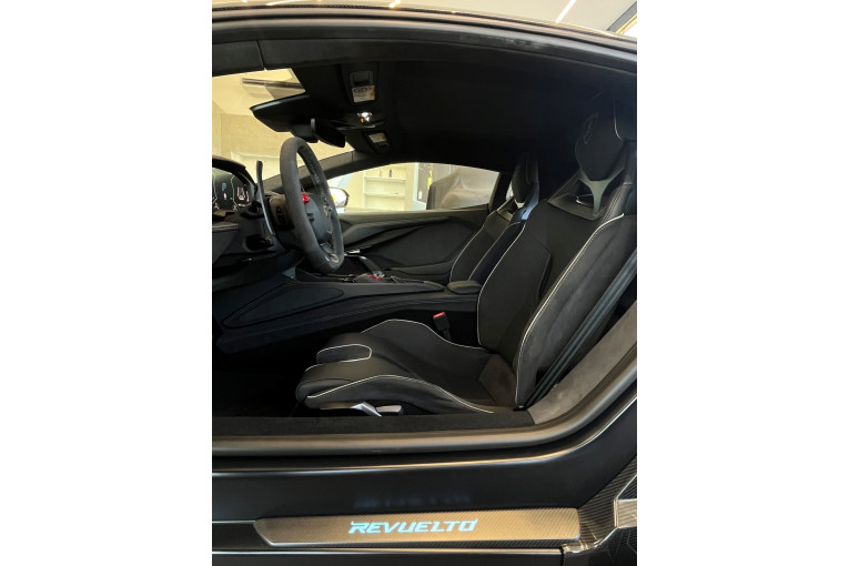 LAMBORGHINI Revuelto 6.5 V12 1015 occasion Dardilly 12