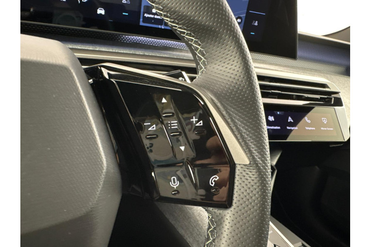 PEUGEOT 5008 Hybrid 145 ch e-DCS6 occasion Sausheim 11