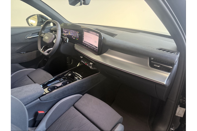 AUDI Q3 e-hybrid 272 ch S tronic 6 occasion Sausheim 32