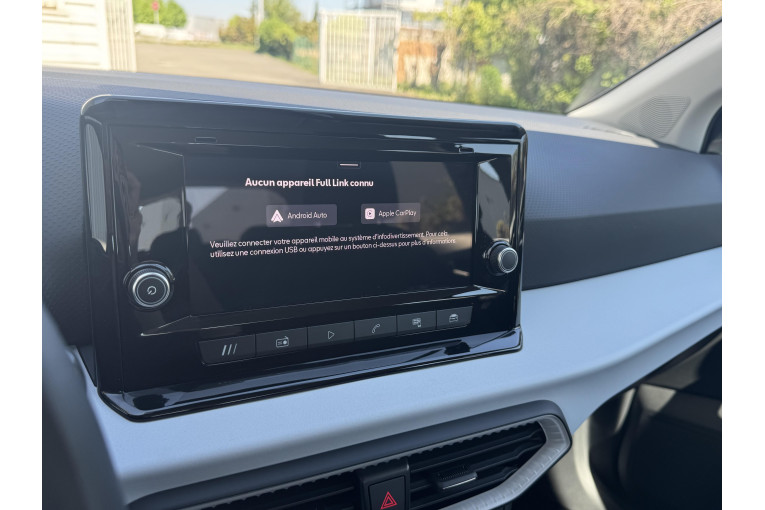 SEAT Arona 1.0 TSI 95 ch Start/Stop BVM5 occasion Illzach 21