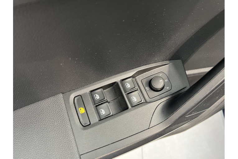 SEAT Ibiza 1.0 TSI 95 ch S/S BVM5 occasion Épinal 29