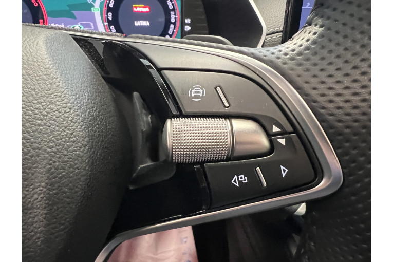 SKODA Octavia Combi 2.0 TDI 150 ch SCR DSG7 occasion Épinal 4
