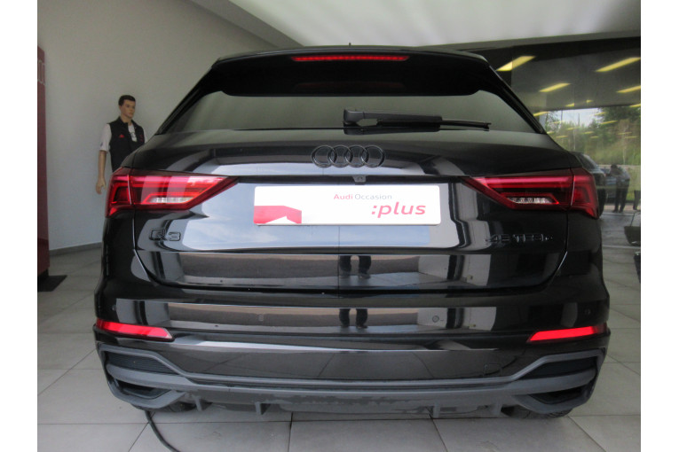 AUDI Q3 45 TFSIe 245 ch S tronic 6 occasion Épinal 3