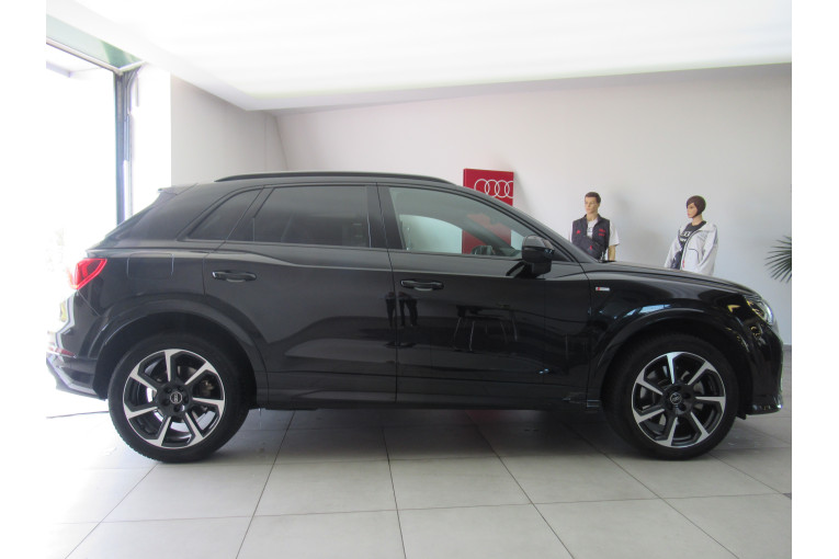 AUDI Q3 45 TFSIe 245 ch S tronic 6 occasion Épinal 5