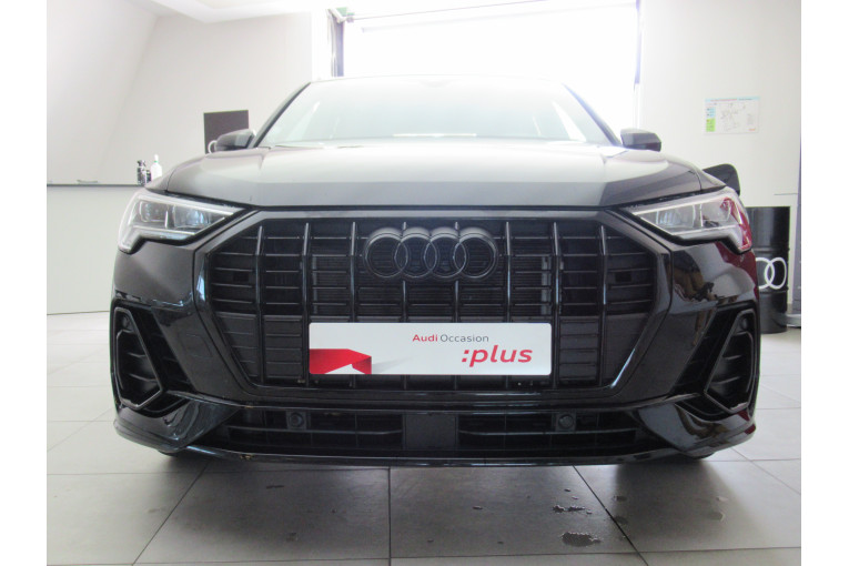 AUDI Q3 45 TFSIe 245 ch S tronic 6 occasion Épinal 7