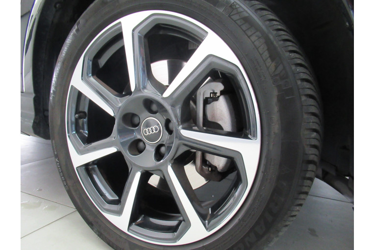 AUDI Q3 45 TFSIe 245 ch S tronic 6 occasion Épinal 8