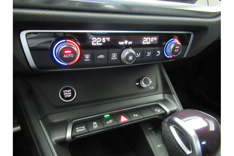 AUDI Q3 45 TFSIe 245 ch S tronic 6 occasion Épinal 13
