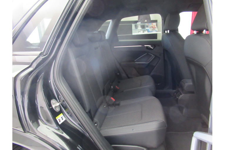 AUDI Q3 45 TFSIe 245 ch S tronic 6 occasion Épinal 18