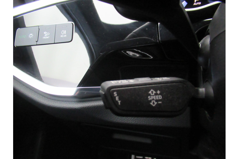 AUDI Q3 45 TFSIe 245 ch S tronic 6 occasion Épinal 24