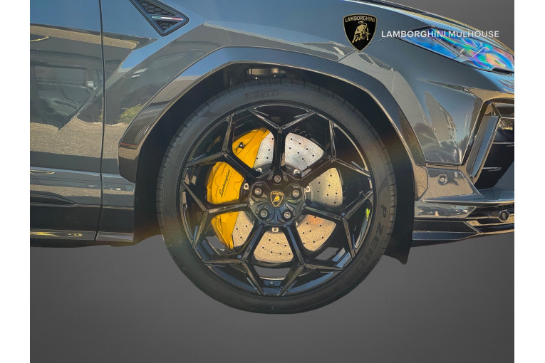 LAMBORGHINI Urus 4.0 V8 666 ch BVA8 occasion Sausheim 13