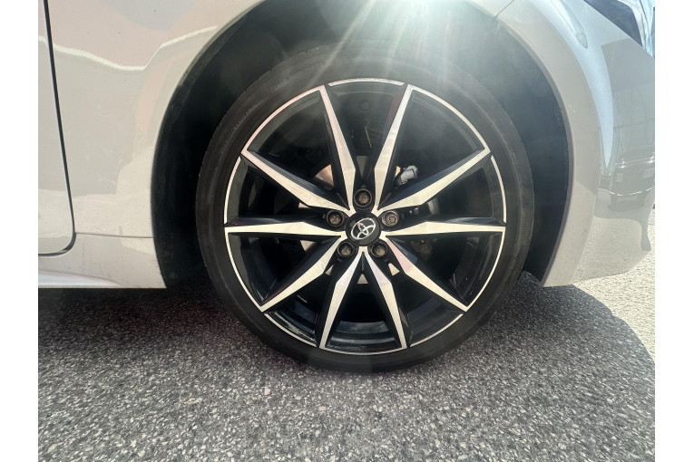 TOYOTA Corolla Hybride 140ch occasion Chenôve 9