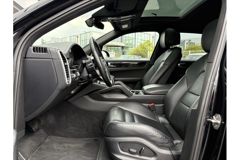 PORSCHE Cayenne E-Hybrid 3.0 V6 462 ch Tiptronic BVA occasion Chenôve 12