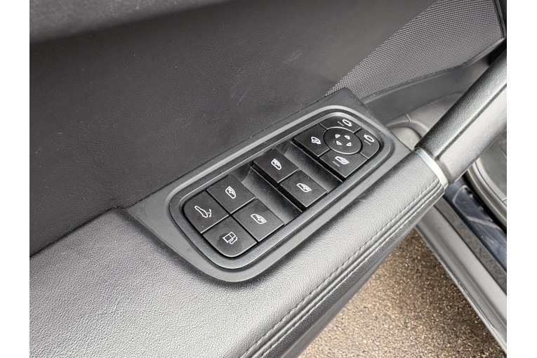 PORSCHE Cayenne E-Hybrid 3.0 V6 462 ch Tiptronic BVA occasion Chenôve 15