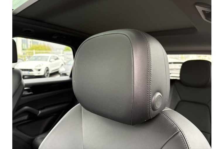PORSCHE Cayenne E-Hybrid 3.0 V6 462 ch Tiptronic BVA occasion Chenôve 19