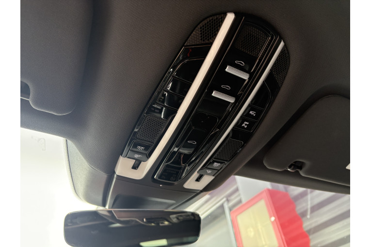 PORSCHE Panamera 4S V6 3.0 560 Hybrid occasion Chenôve 23